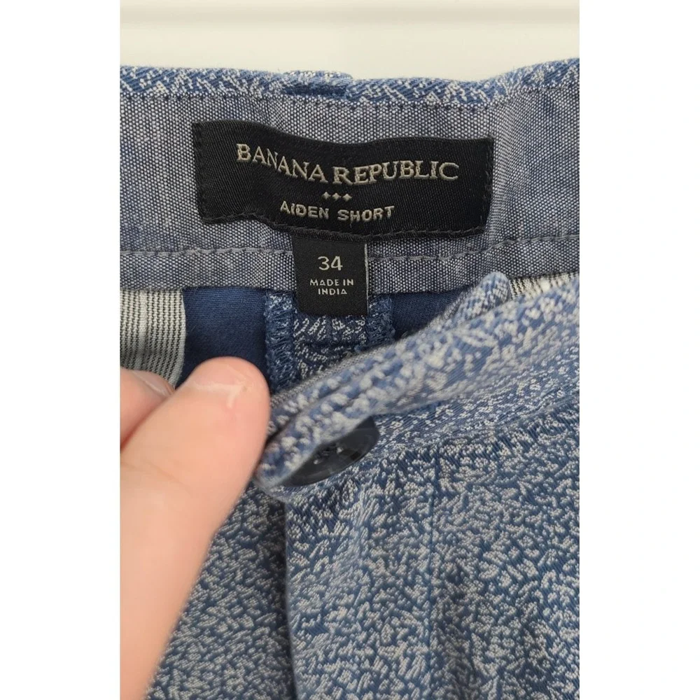 Banana Republic Aiden Men Shorts 34 Preppy Classic Vacation Travel Nautical Blue